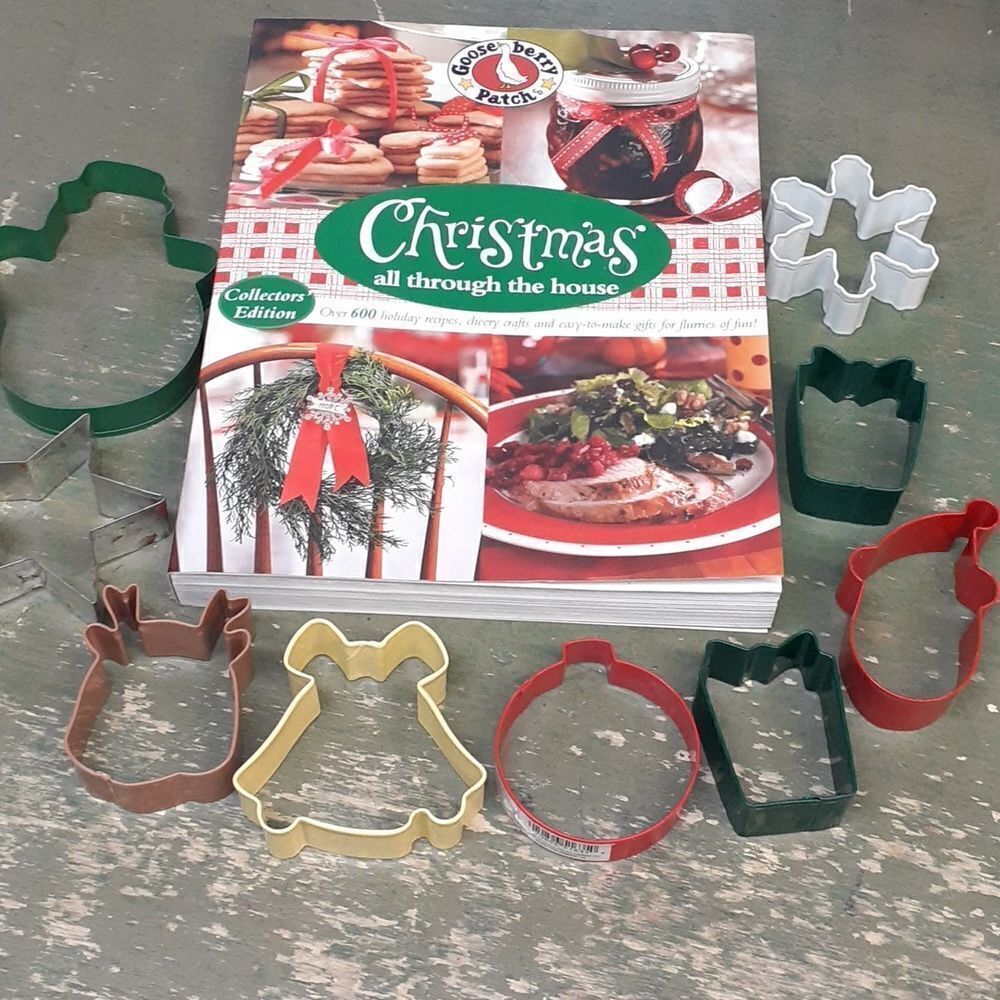Gooseberry patch 600‎ recipes, crafts, and gift ideas plus 9 cookie cutters.